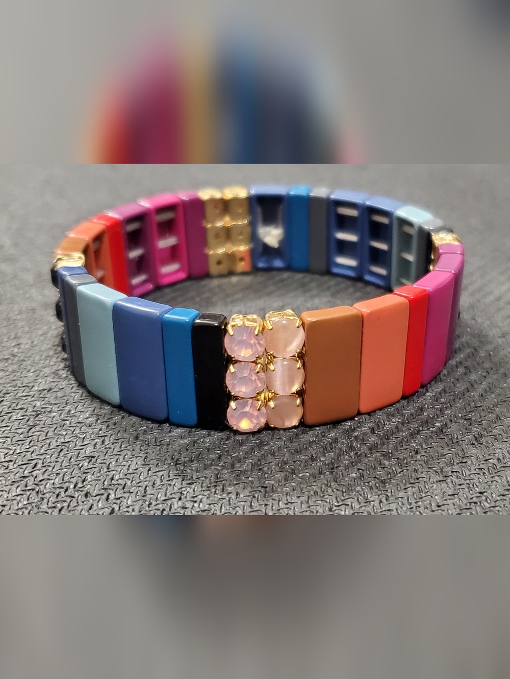 Vtg. Multicolor Enamel Tile Stretch Bracelet with  Gem Accent